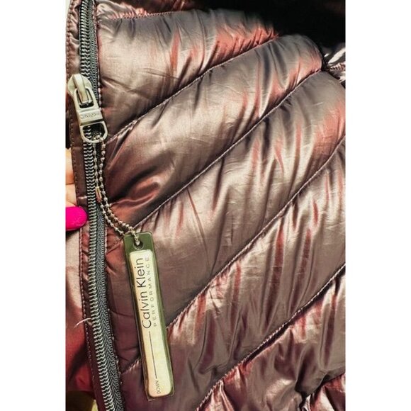 Calvin Klein Metallic Puffer Asymmetrical Zip Chevron Quilted Design Vest XS - Picture 7 of 9